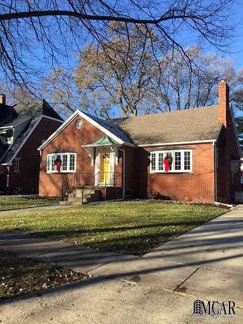 1st image of 427 Hollywood Dr