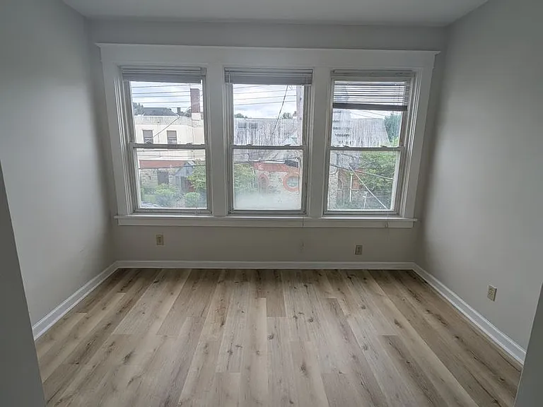 113 Johnston Avenue — Photo 6