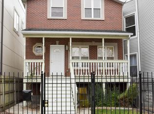 1934 N Saint Louis Ave, Chicago, IL 60647
