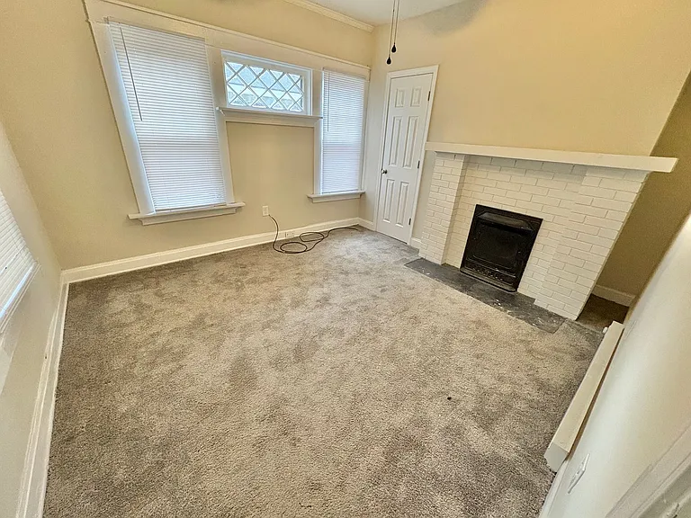 605 Hammond St — Photo 8