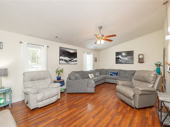 5th image of 60 Birmingham Cir