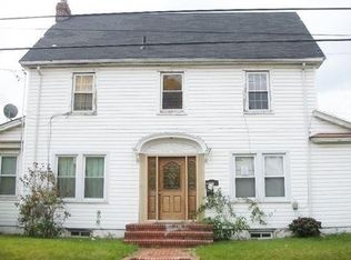 19717 100th Ave, Hollis, NY 11423