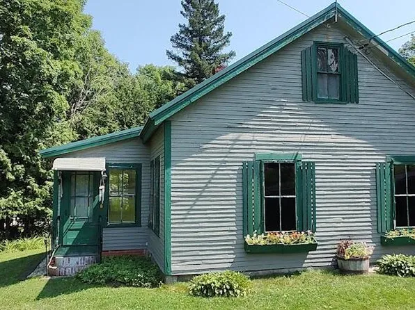 110 Main Street, Dexter, ME 04930