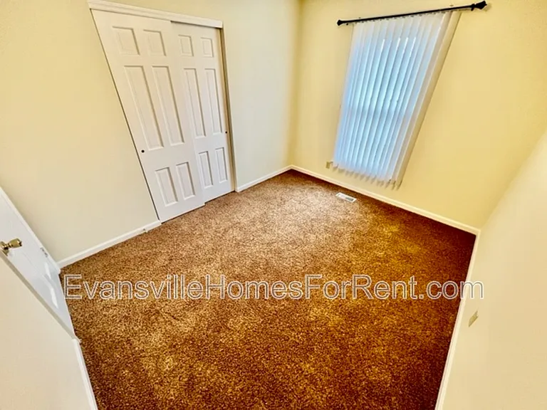 4210 Keck Ave — Photo 9