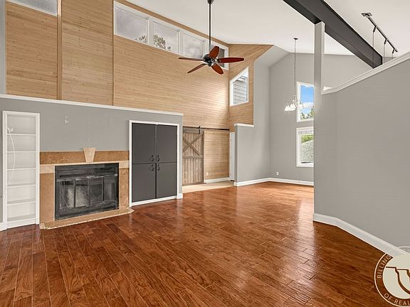 4th image of 3547 Briarwood Blvd