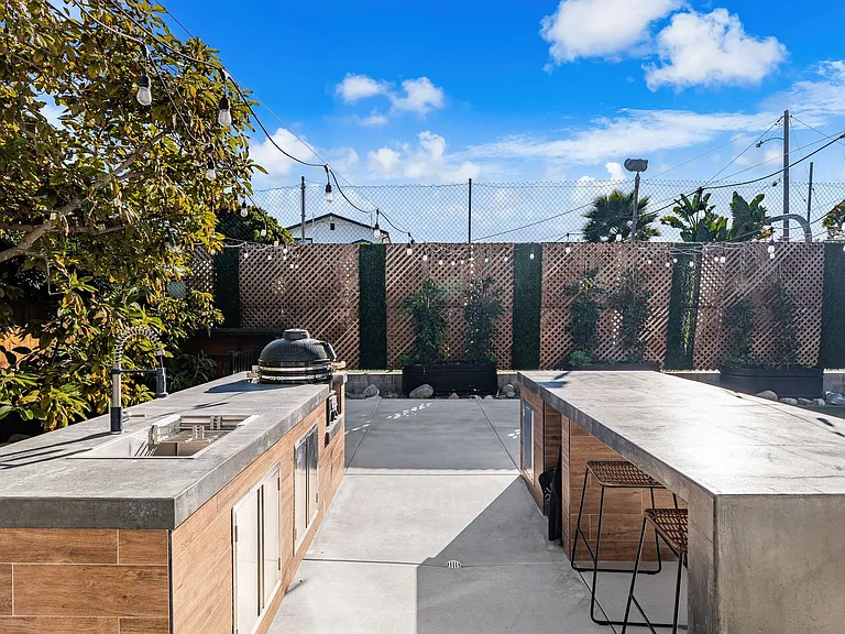 25392 Neptune Dr — Photo 44