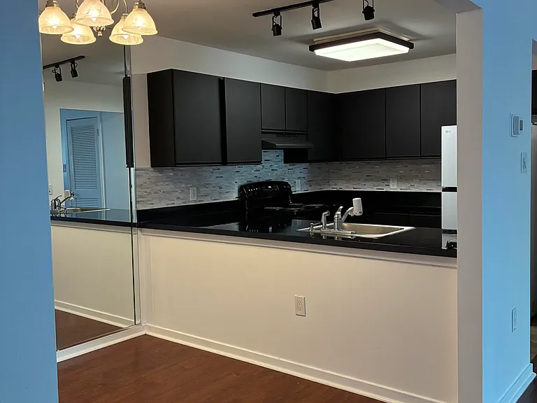 310 Heather Croft — Photo 10