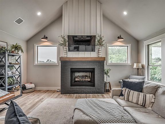 2nd image of 3925 Wyatt Ridge Ct