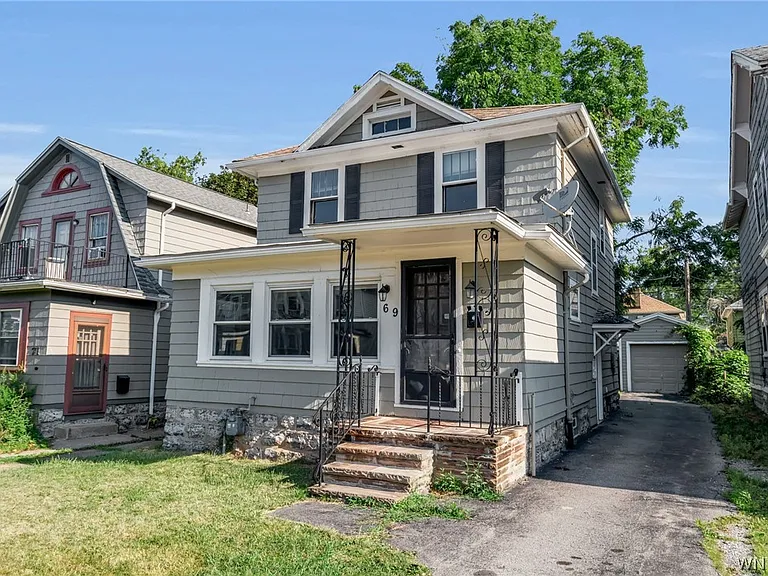 69 W Northrup Pl — Photo 1