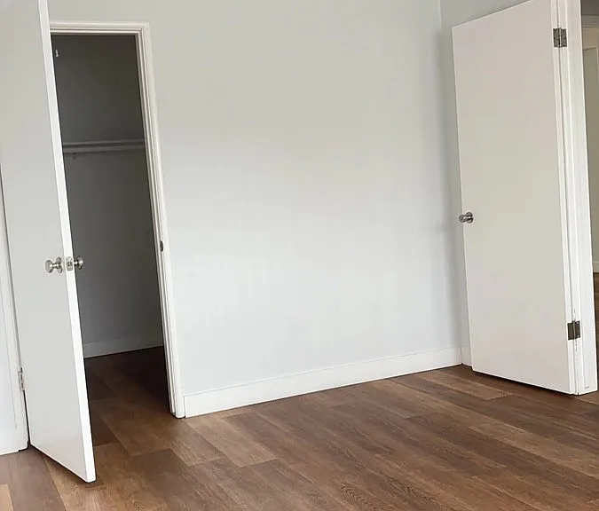 823-825 Fairview Ave #7B — Photo 5