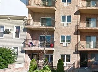 28-21 36th St #2F, Astoria, NY 11103