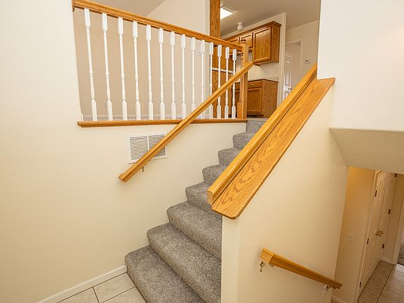 2nd image of 1812 Albert Pl APT B