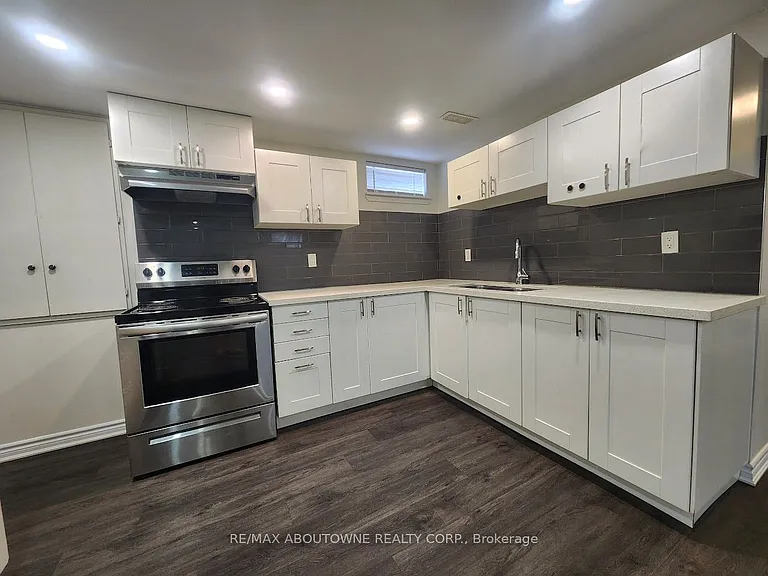18 Greeningdon Dr #LOWER — Photo 7