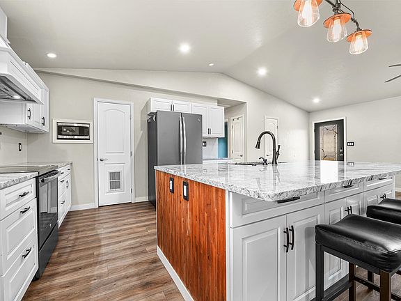 5th image of 3033 Gerken Ct
