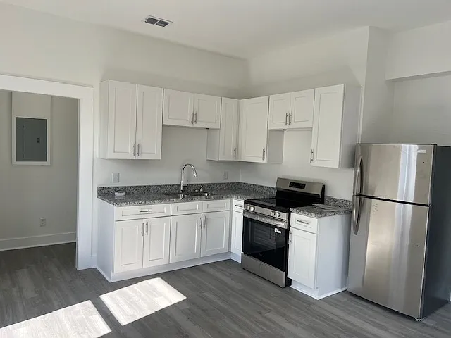 1252 Hubbard St #1-3-4 — Photo 5