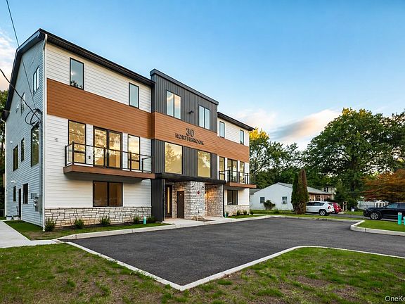 2nd image of 30 Northbrook Road #201
