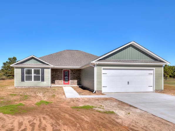 1130 Makayla Ln, Wedgefield, SC 29168