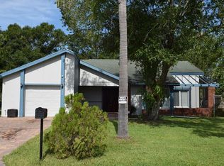 824 E Flag Ln, Kissimmee, FL 34759