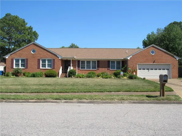 4570 Southern Pines Dr, Virginia Beach, VA 23462