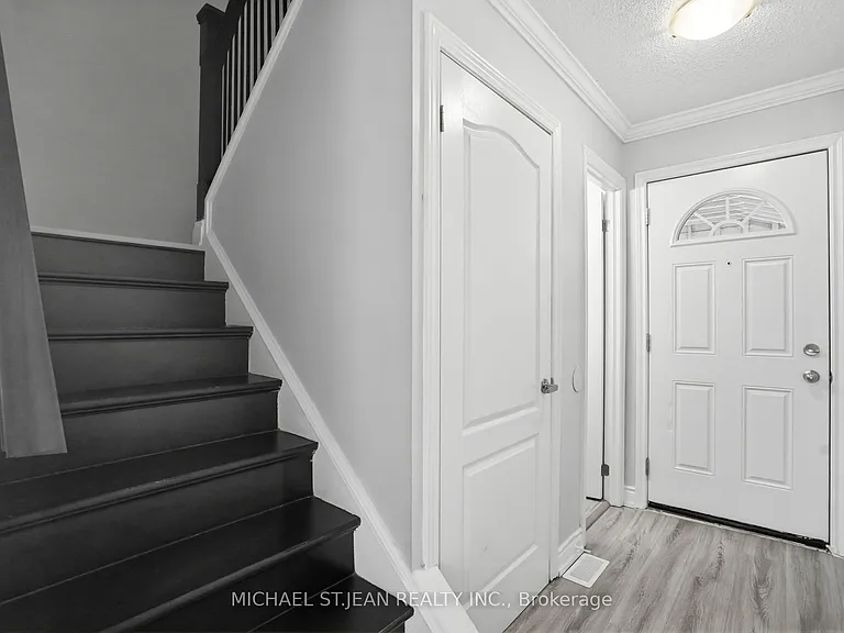 125 Limeridge Rd W #7 — Photo 14