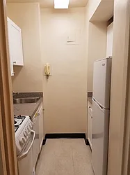 Rented by Manhattan Apartment Organization