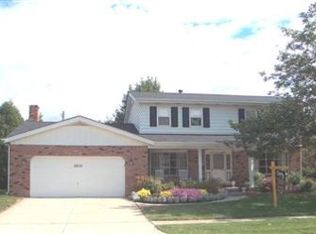 2602 N Dorset Dr, Valparaiso, IN 46383