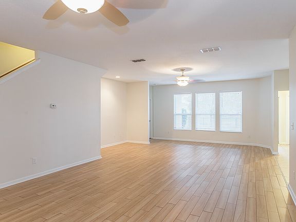 2nd image of 108 Corral Cir