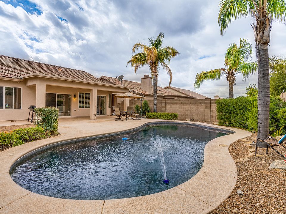 1st image of 8985 N Upper Bluffs Dr