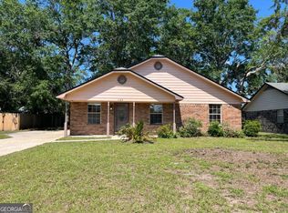 1102 Chapparal Cir, Hinesville, GA 31313