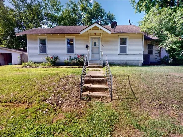 505 W Allison St, Nevada, MO 64772