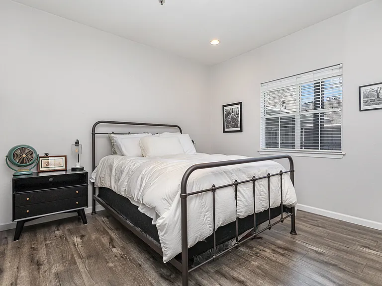 4111 Cole Ave #30 — Photo 13