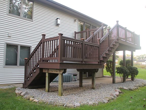 3rd image of 535 Sycamore Cir