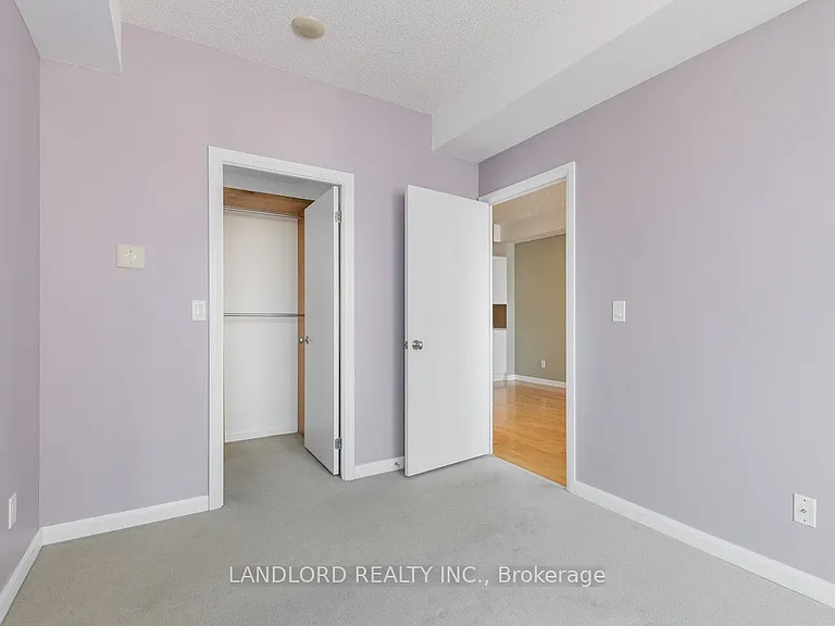 111 Elizabeth St #1620 — Photo 14