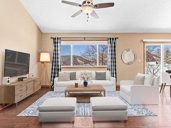 4th image of 572 Amur Cir NW