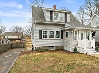 45 Arborway Dr, Braintree, MA 02184