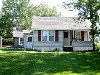 1st image of 3918 Pine Ave