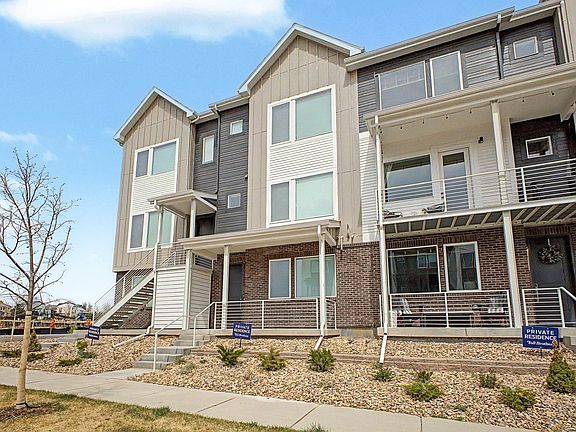 2nd image of 707 Saddle Dr