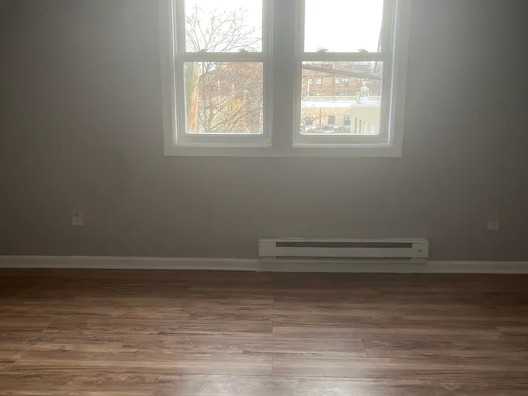 375 S 10th St #3 — Photo 3