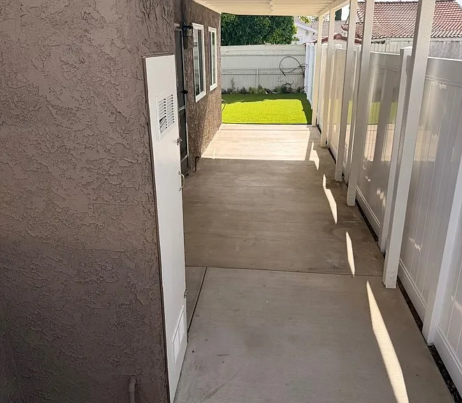 18029 Horst Ave — Photo 8