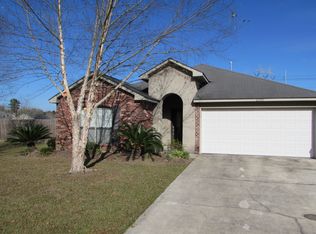 25940 Stonehenge Dr, Denham Springs, LA 70726