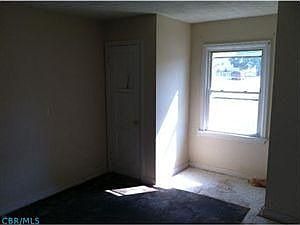 3rd image of 653 S Highland Ave