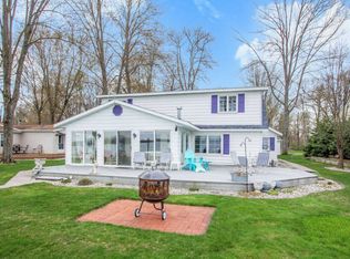 3889 England Dr, Shelbyville, MI 49344