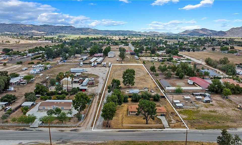 27815 Baroni Rd, Menifee, CA 92585, MLS# SW23127989