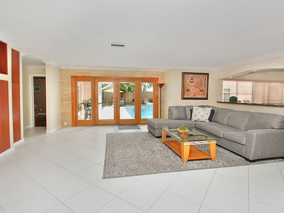 Living room view2