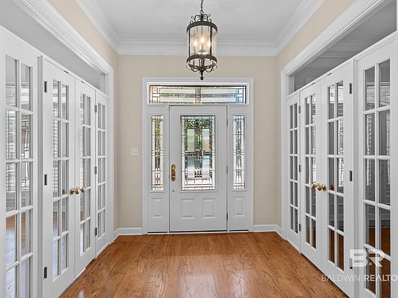 5th image of 105 Ashton Ct