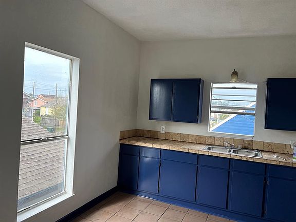 4th image of 5006 Avenue M APT 4