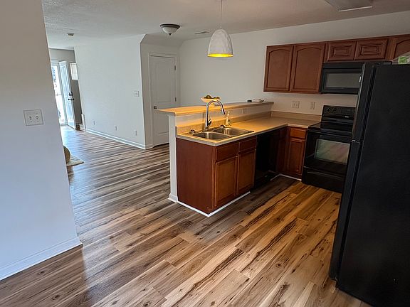 3rd image of 363 Franklin Meadows Way