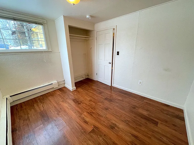 1335 Hyder St — Photo 42