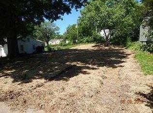 8404 Holmes Rd, Kansas City, MO 64131