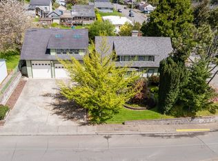 1881 Southwest Blvd, Coos Bay, OR 97420